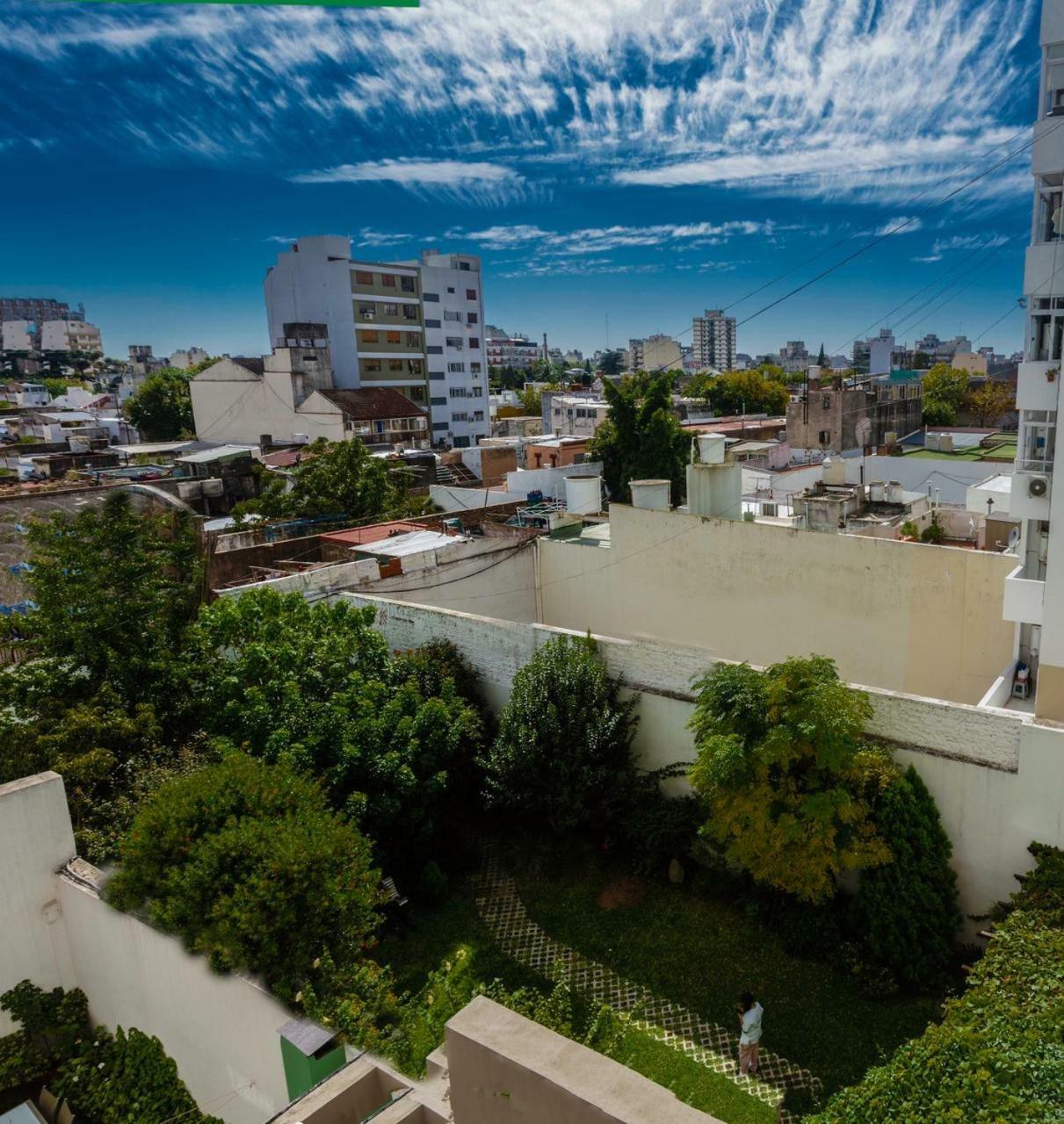 Avellaneda Aparts & Suites Buenos Aires Exterior foto